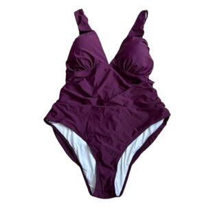 NWT    One Piece Tummy Control Wide Strap V Neck Swimsuit - Size 4X